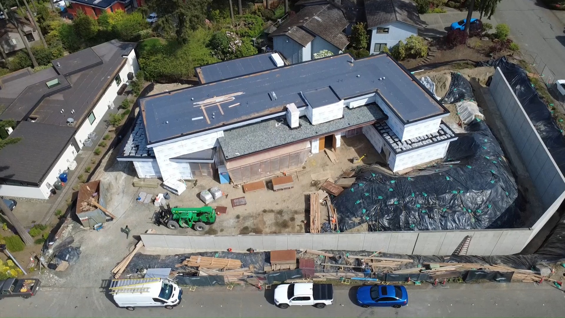 Every step in the process is critical and we applaud all our craftsmen who do it all so well every day!  #LochwoodLozier #Customhomebuilder #ClydeHill
#Medina #Bellevue #Kirkland #Redmond #MercerIsland #Sammamish #Issaquah #Remodeler #PNWBuilders